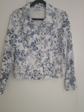 Villager White Button-Front Floral Shirt with Navy Print
